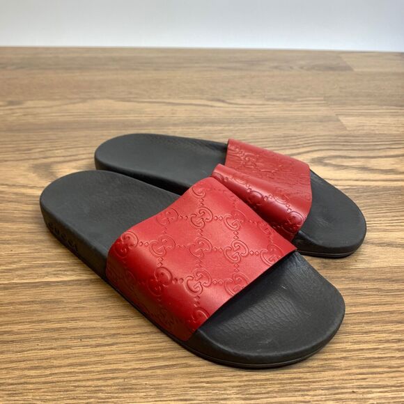 Gucci Womesn Red Slides Size 7/ 37 EU Red Leather Embossed Slides Shoes Logo - Picture 1 of 12